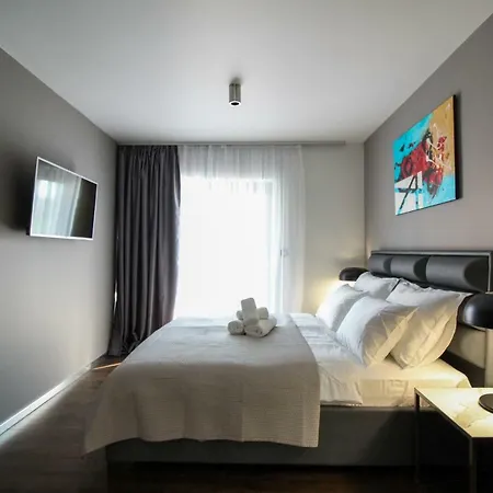 Roof 69 سبليت
