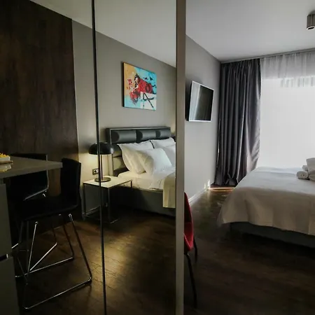 Roof 69 سبليت